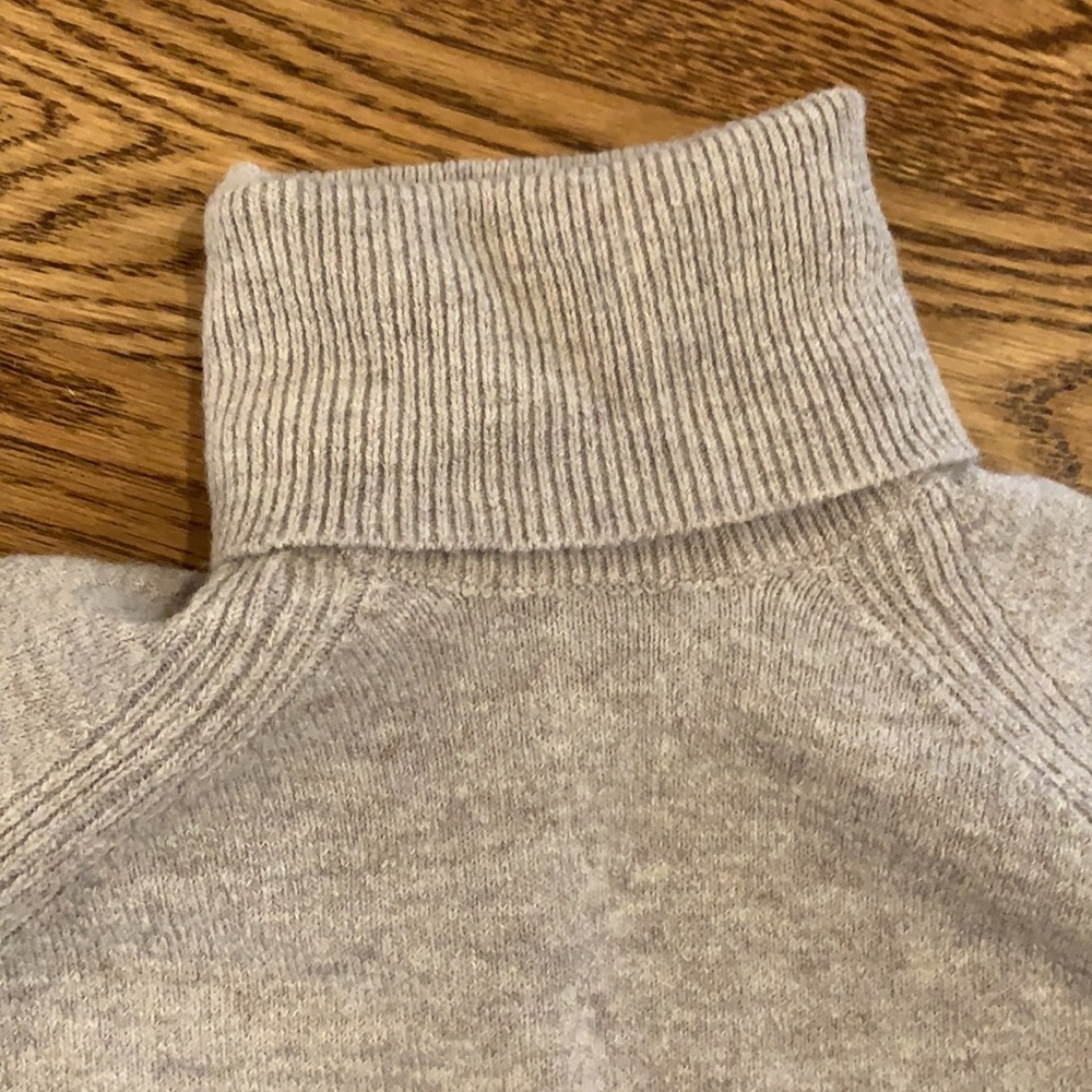 J crew sweater - Picture 4 of 5